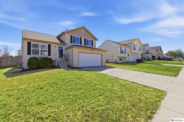 16115 Birch Avenue, Omaha, NE 68136