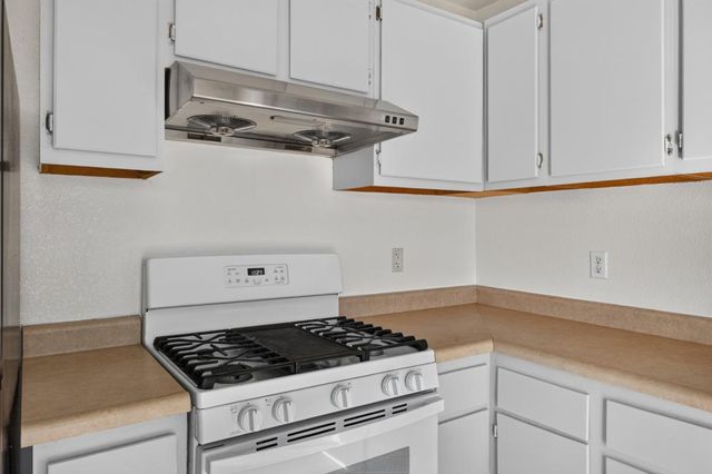 3812 Mahogany St, Sacramento, CA 95838