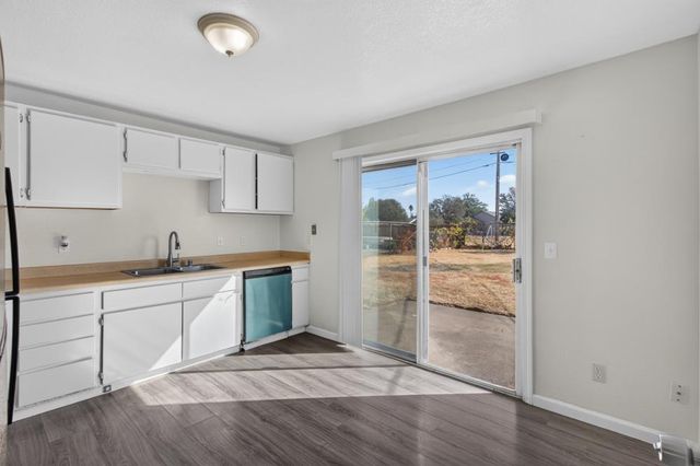 3812 Mahogany St, Sacramento, CA 95838