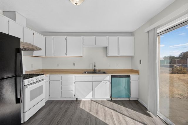 3812 Mahogany St, Sacramento, CA 95838