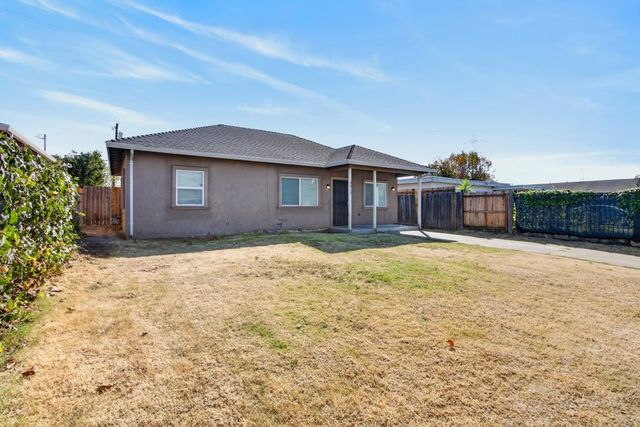 3812 Mahogany St, Sacramento, CA 95838