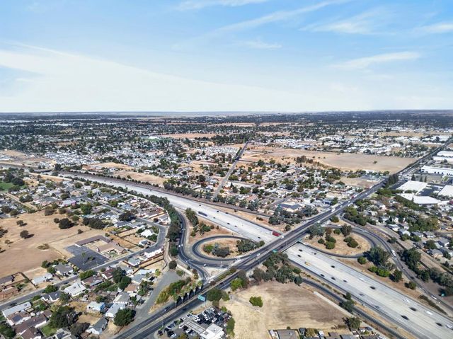 3812 Mahogany St, Sacramento, CA 95838
