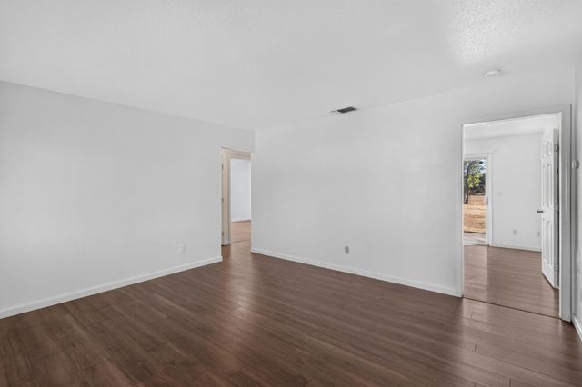 3812 Mahogany St, Sacramento, CA 95838