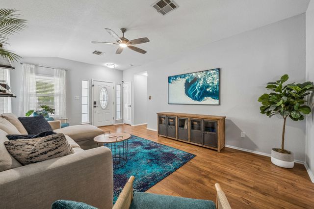 5357 Hartson, Kyle, TX 78640