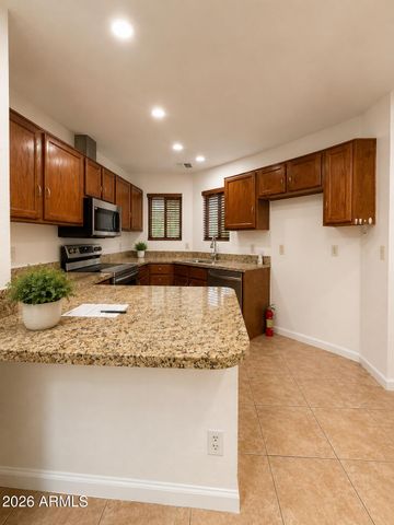 11140 N 82ND Lane, Peoria, AZ 85345