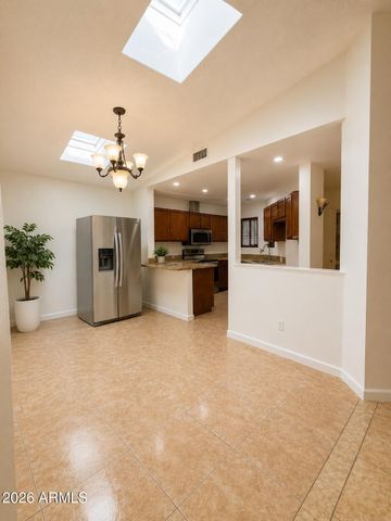 11140 N 82ND Lane, Peoria, AZ 85345
