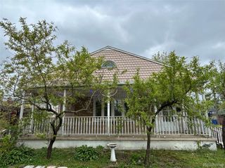 7004 Orchard Avenue, Warren, MI 48091