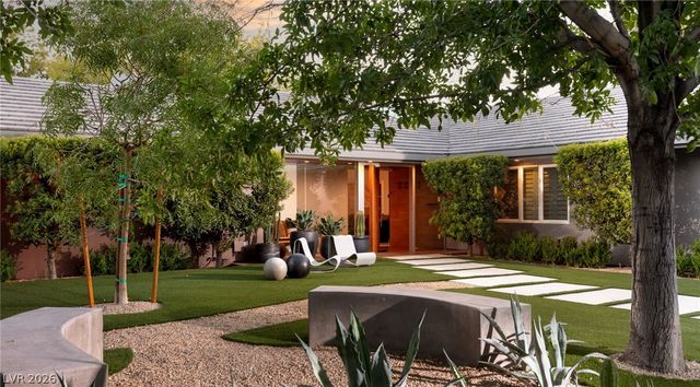 2609 Pinto Lane, Las Vegas, NV 89107