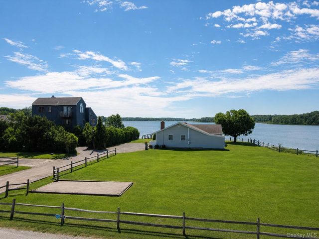 345 Old Cove Boulevard, Southold, NY 11971