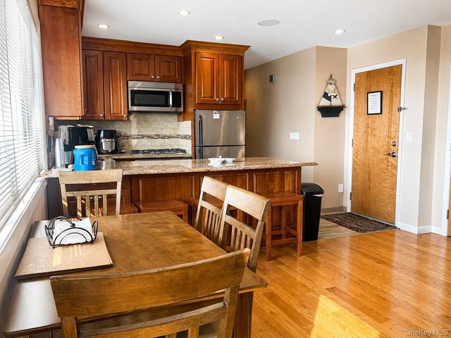 345 Old Cove Boulevard, Southold, NY 11971
