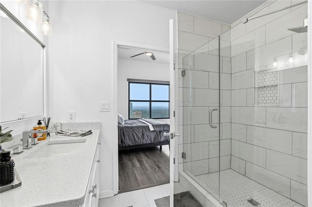 3040 Peachtree NW Road 1811, Atlanta, GA 30305