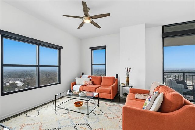 3040 Peachtree NW Road 1811, Atlanta, GA 30305