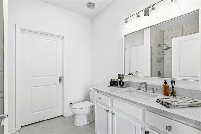 3040 Peachtree NW Road 1811, Atlanta, GA 30305