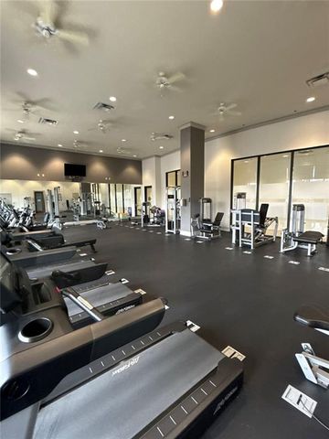 3040 Peachtree NW Road 1811, Atlanta, GA 30305