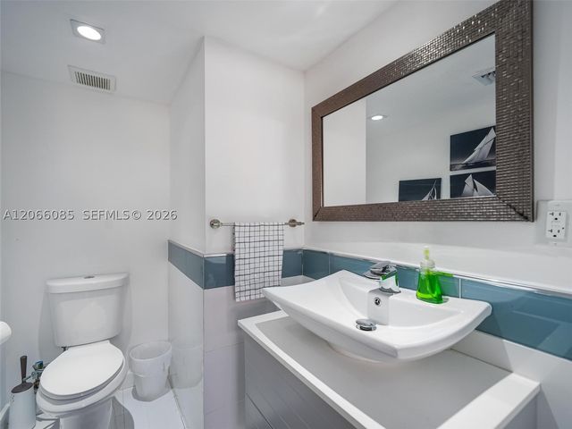 7549 Buccaneer Ave 7549, North Bay Village, FL 33141
