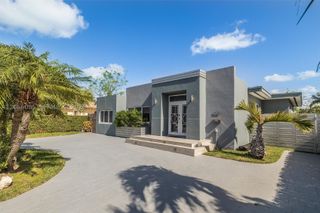 7549 Buccaneer Ave 7549, North Bay Village, FL 33141
