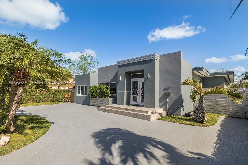 7549 Buccaneer Ave 7549, North Bay Village, FL 33141