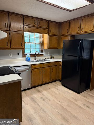 8282 Dawn Drive, Jonesboro, GA 30236