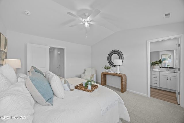 38 W Farley Drive 96, Hampstead, NC 28443