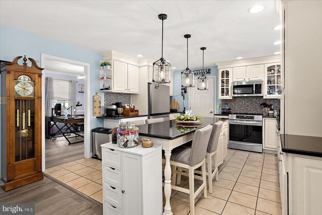 27457 EQUESTRIAN DR, Salisbury, MD 21801