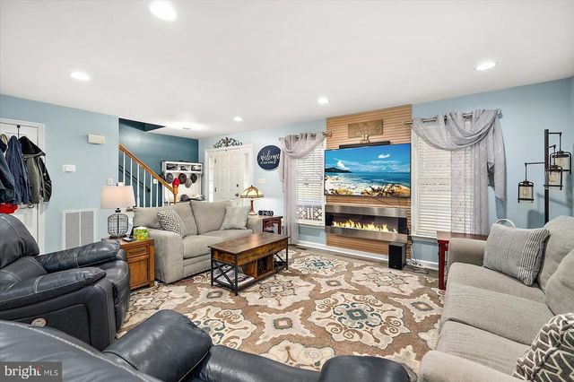 27457 EQUESTRIAN DR, Salisbury, MD 21801