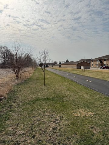 1856 Wrigley Street, Ely, IA 52227