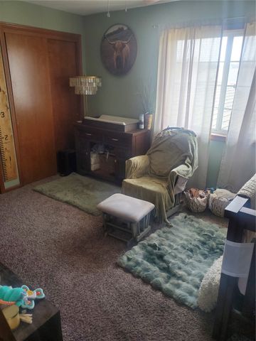 1856 Wrigley Street, Ely, IA 52227