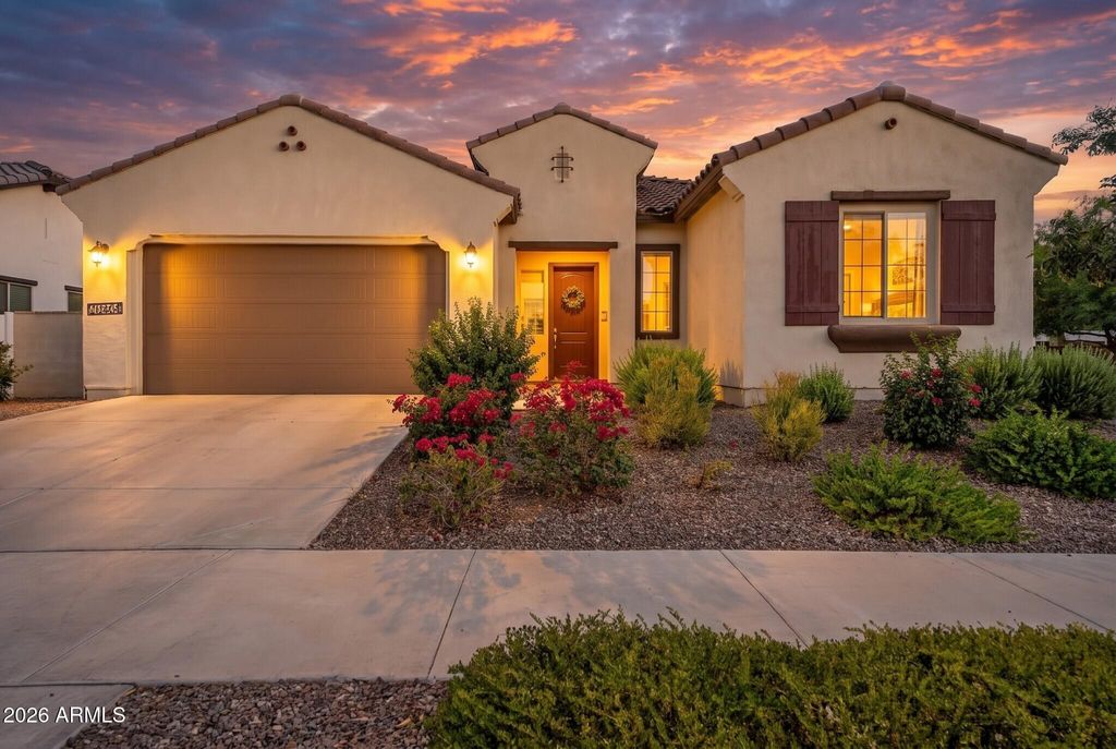 20464 W COOLIDGE Street, Buckeye, AZ 85396