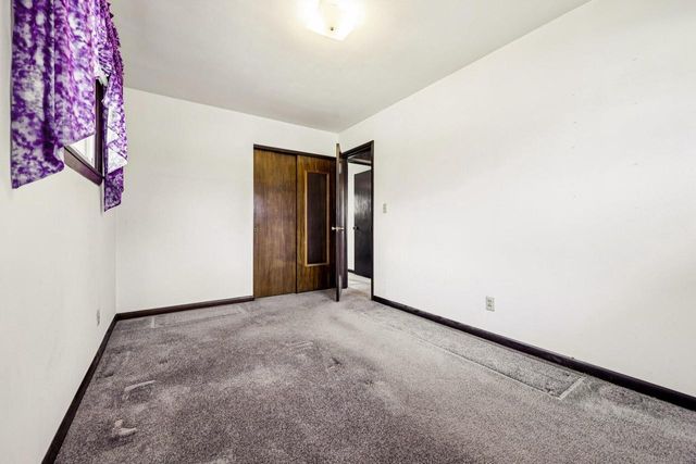 6606 S 20th STREET, Milwaukee, WI 53221