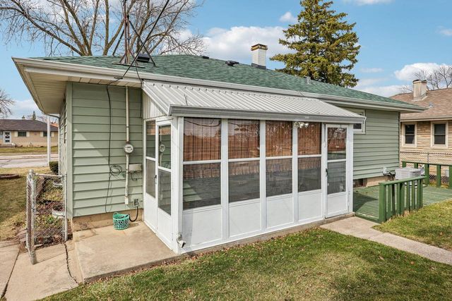 6606 S 20th STREET, Milwaukee, WI 53221