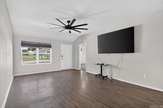 117 James Dr, Beebe, AR 72012