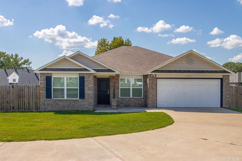 117 James Dr, Beebe, AR 72012