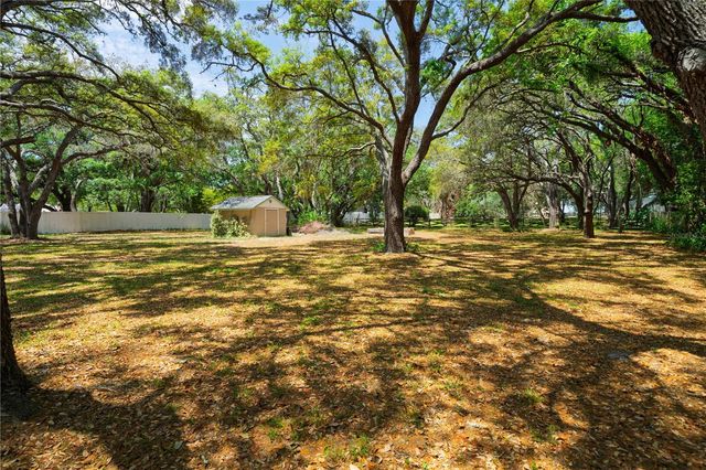 12615 OAK TREE DRIVE, Hudson, FL 34667