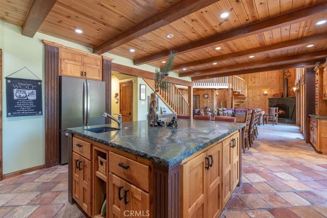 535 Cienega Road, Big Bear Lake, CA 92315