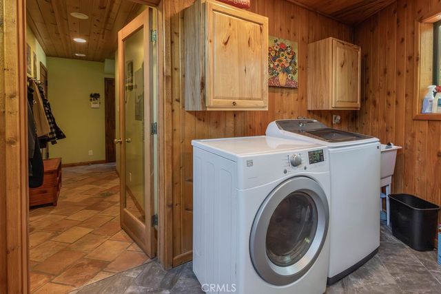 535 Cienega Road, Big Bear Lake, CA 92315