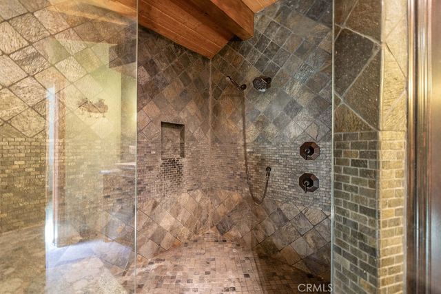 535 Cienega Road, Big Bear Lake, CA 92315