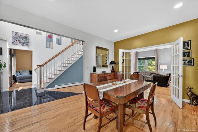 208 Oakland Avenue, Monroe, NY 10950