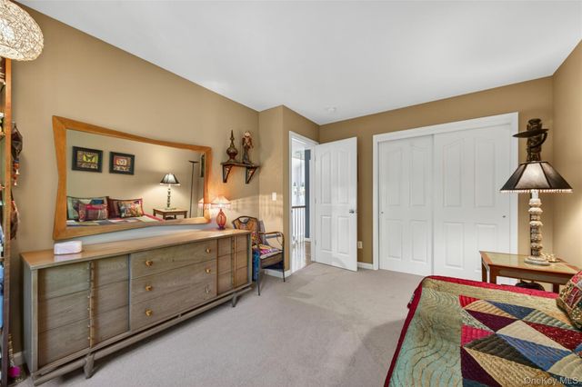 208 Oakland Avenue, Monroe, NY 10950