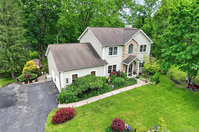208 Oakland Avenue, Monroe, NY 10950