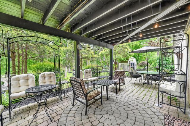 208 Oakland Avenue, Monroe, NY 10950