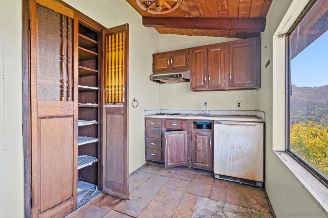 6133 Rainbow Heights Rd, Fallbrook, CA 92028