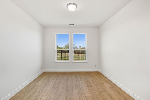 17253 Oxborough Drive, Fort Worth, TX 76247