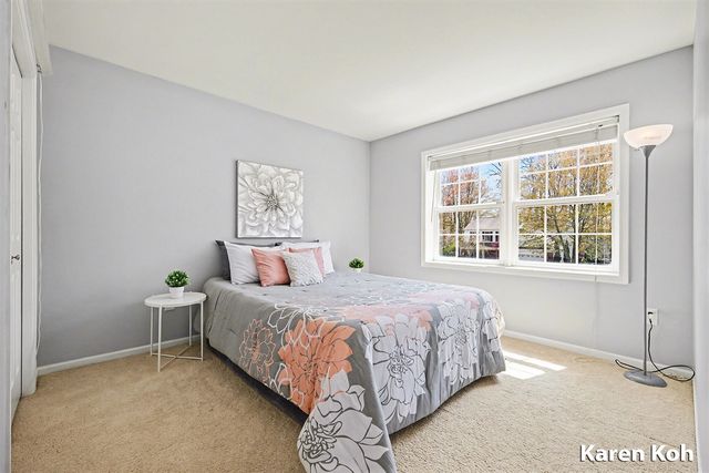 4605 Woodcreek Drive, Grand Rapids, MI 49546
