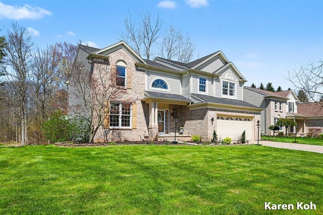 4605 Woodcreek Drive, Grand Rapids, MI 49546