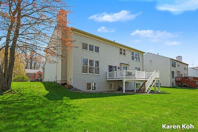 4605 Woodcreek Drive, Grand Rapids, MI 49546