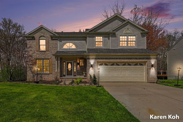 4605 Woodcreek Drive, Grand Rapids, MI 49546