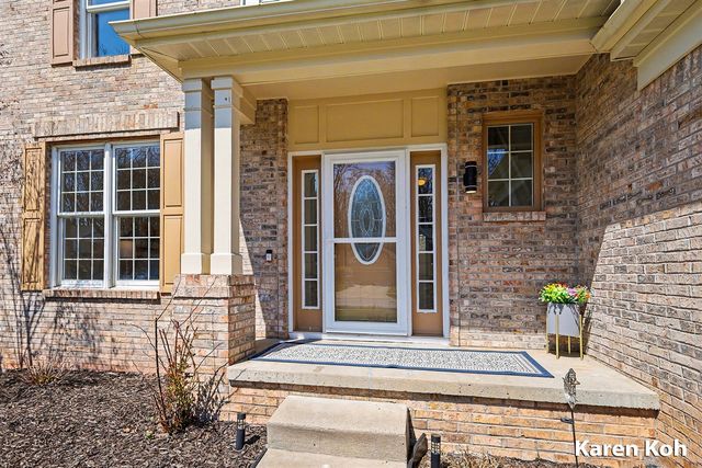 4605 Woodcreek Drive, Grand Rapids, MI 49546