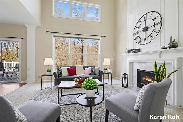 4605 Woodcreek Drive, Grand Rapids, MI 49546
