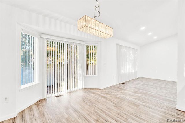 41057 Glenleven Court, Clinton Township, MI 48038