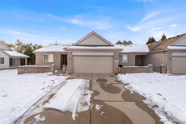 41057 Glenleven Court, Clinton Township, MI 48038